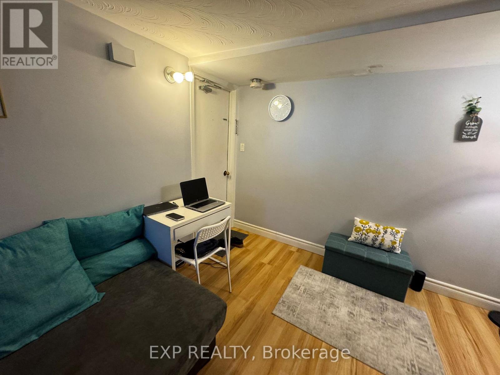 2 - 354 ANNETTE STREET