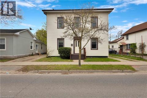 303 DALHOUSIE Street Brantford ON N3S3V6