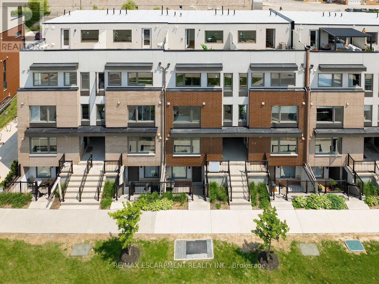 103 - 173 WILLIAM DUNCAN ROAD