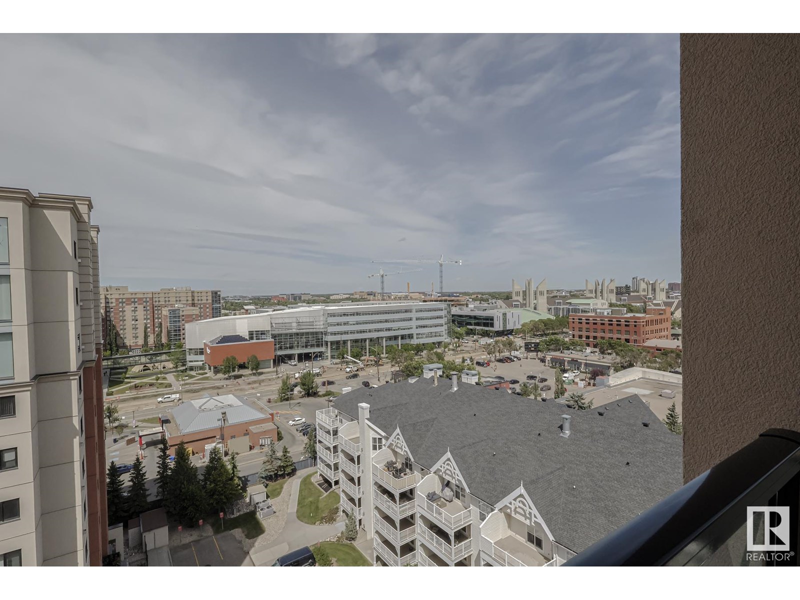 #1109 10303 111 ST NW