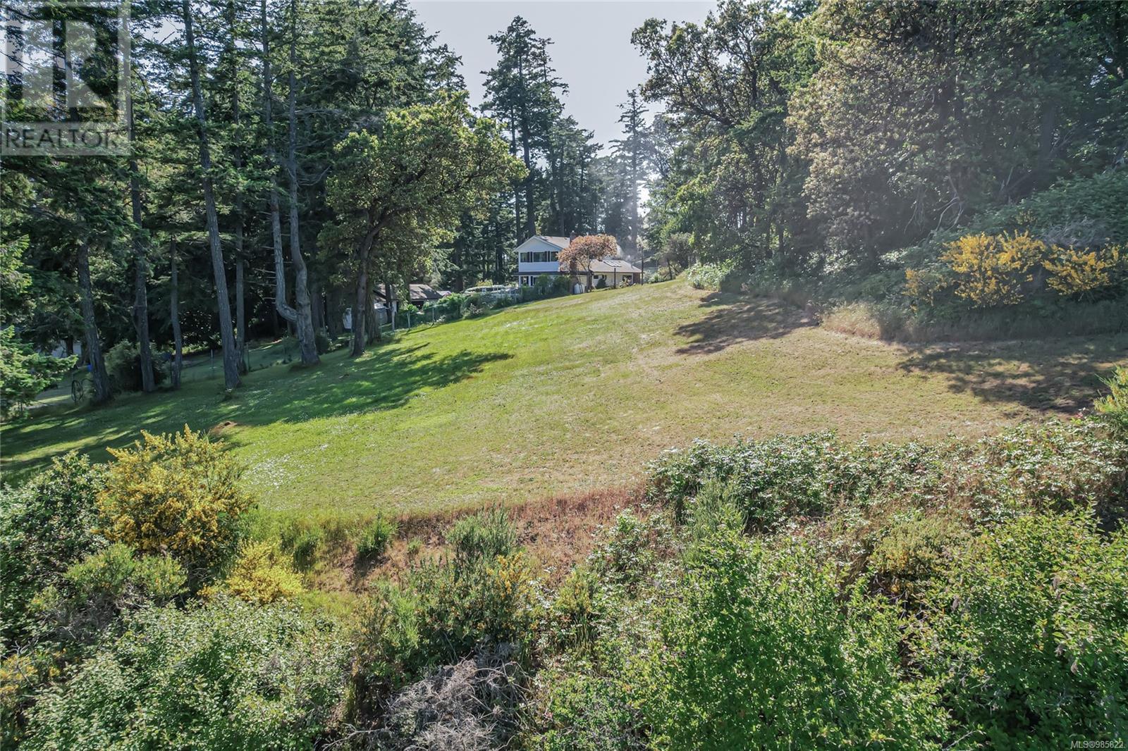 3609 Farhill Rd