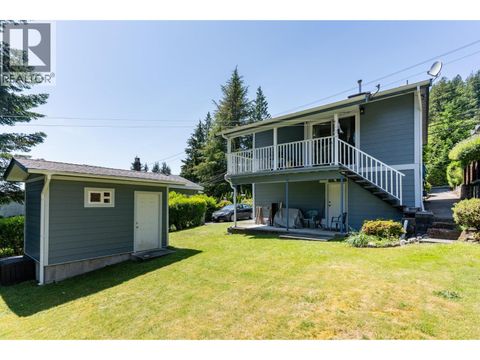 4370 MOUNTAIN HIGHWAY North Vancouver BC V7K2K2