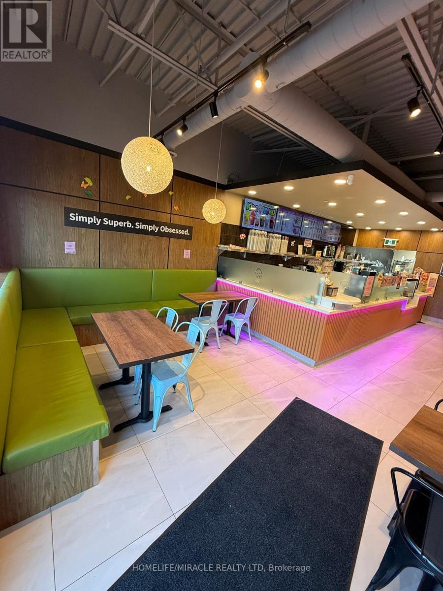 303 - 325 MAXBECKER DRIVE