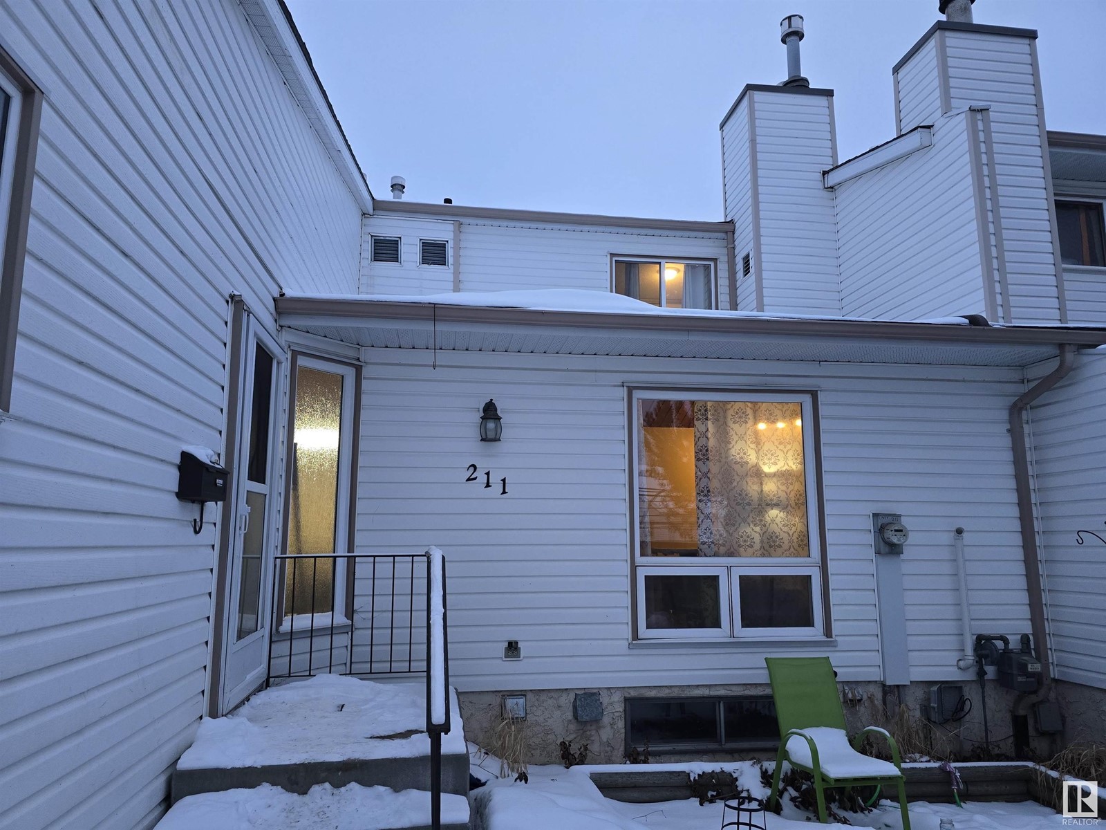 211 MARLBOROUGH PL NW