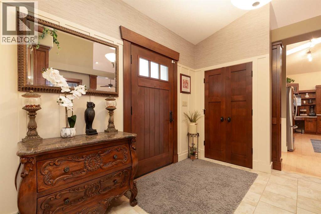 1003 Canyon Boulevard W