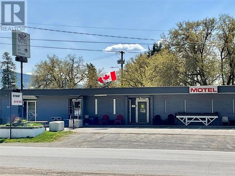 622 Palmerston Avenue Midway BC V0H1M0