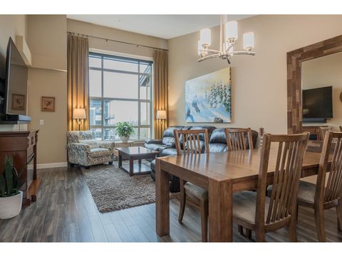 A503 8218  207A STREET Langley BC V2Y0X9