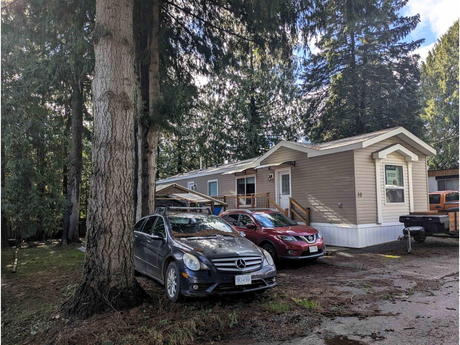 10 52604 YALE ROAD|Rosedale