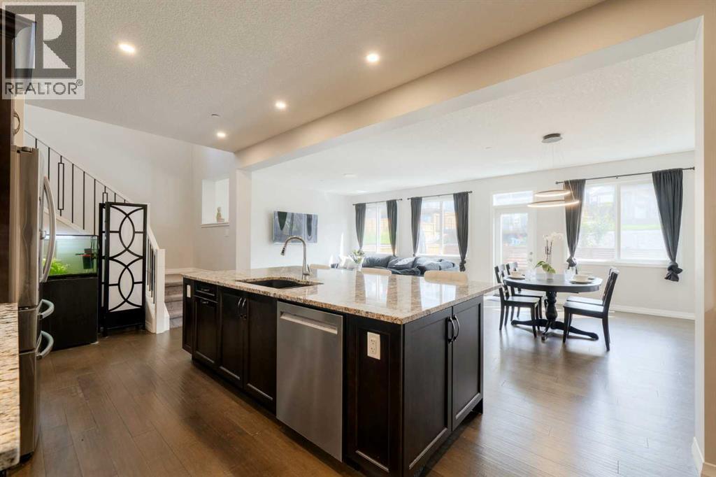 308 Lucas Way NW