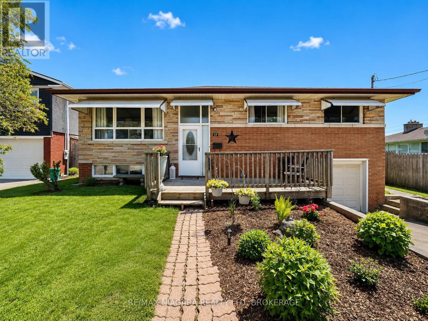 13 RIDGEWOOD AVENUE