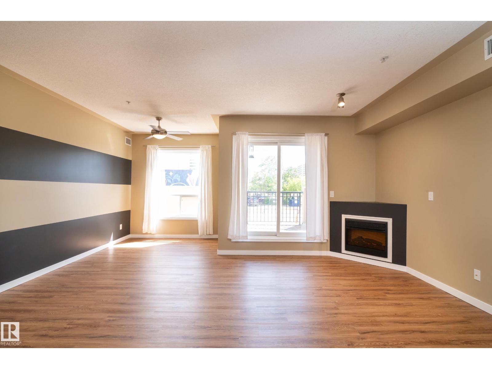 #201 10606 102 AV NW