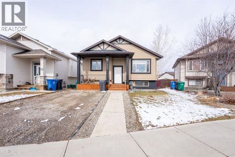 700 Florence Ho Leong Crescent N Lethbridge AB T1H5R5