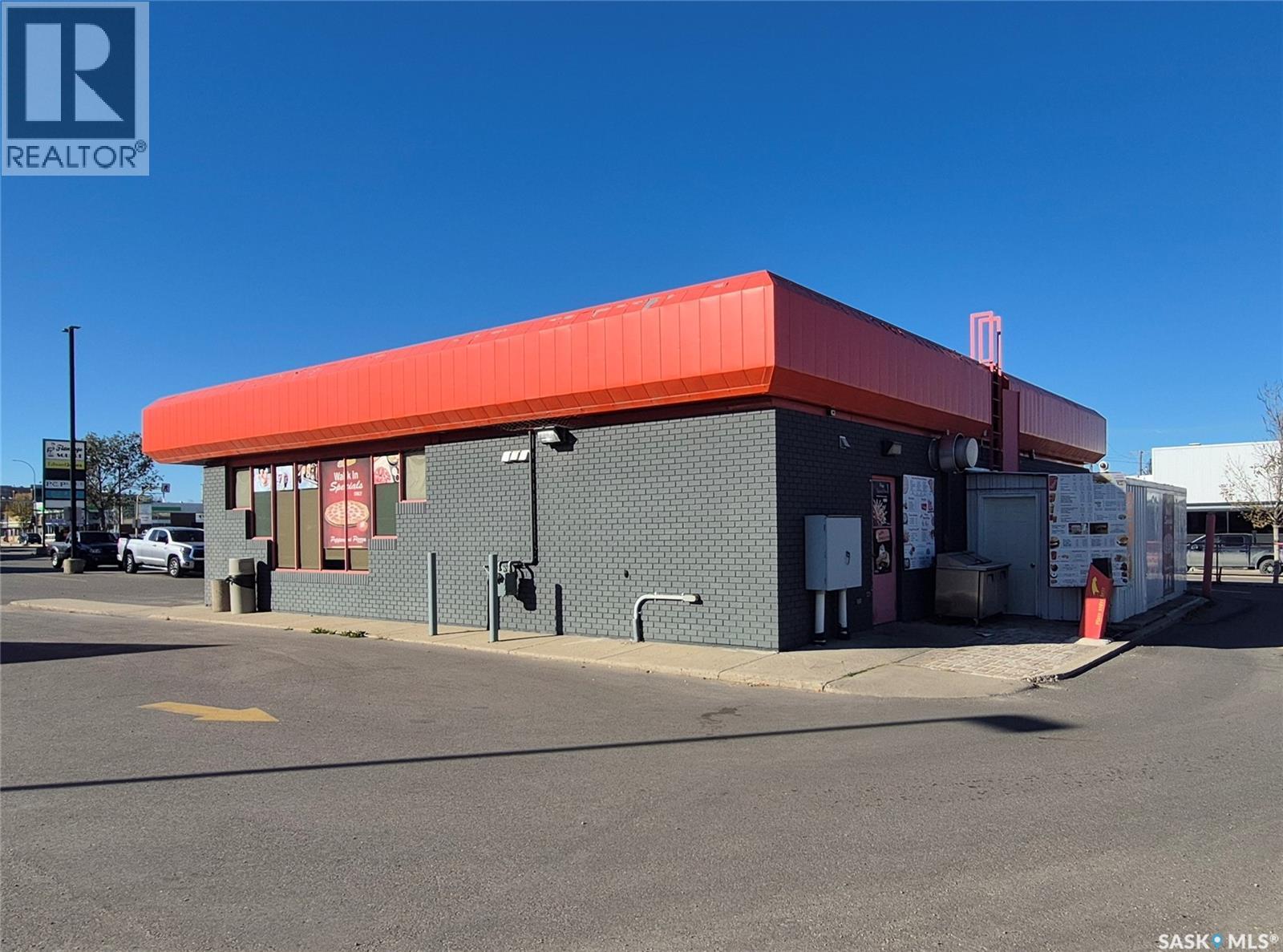 86 Broadway STREET E