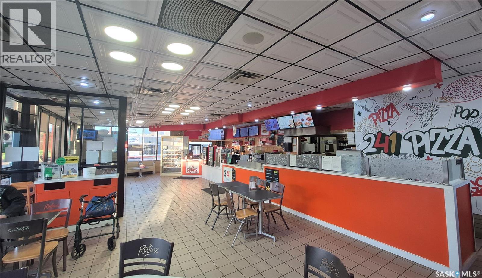 86 Broadway STREET E