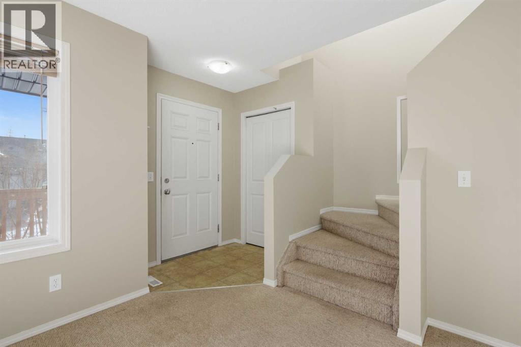 93, 105 Drake Landing Common