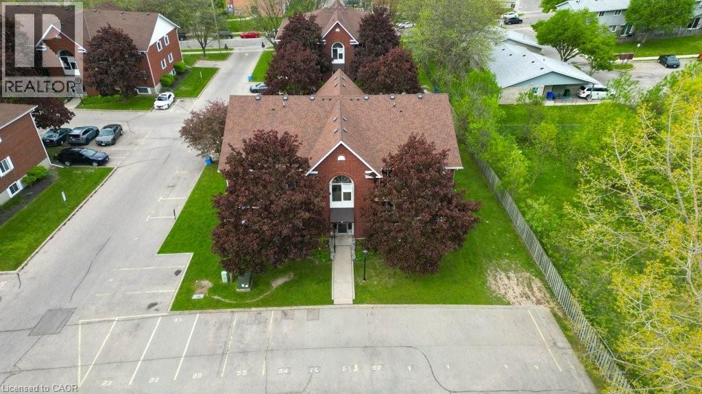 565 GREENFIELD Avenue Unit# 212