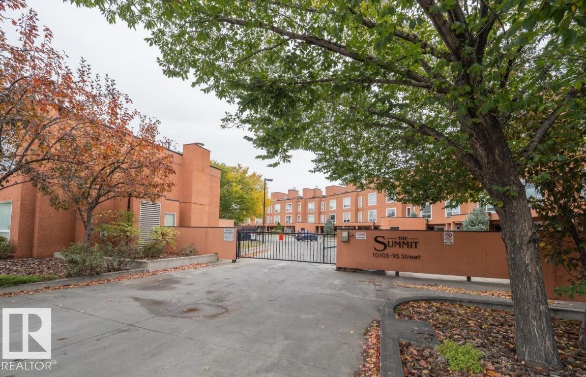#115 10105 95 ST NW