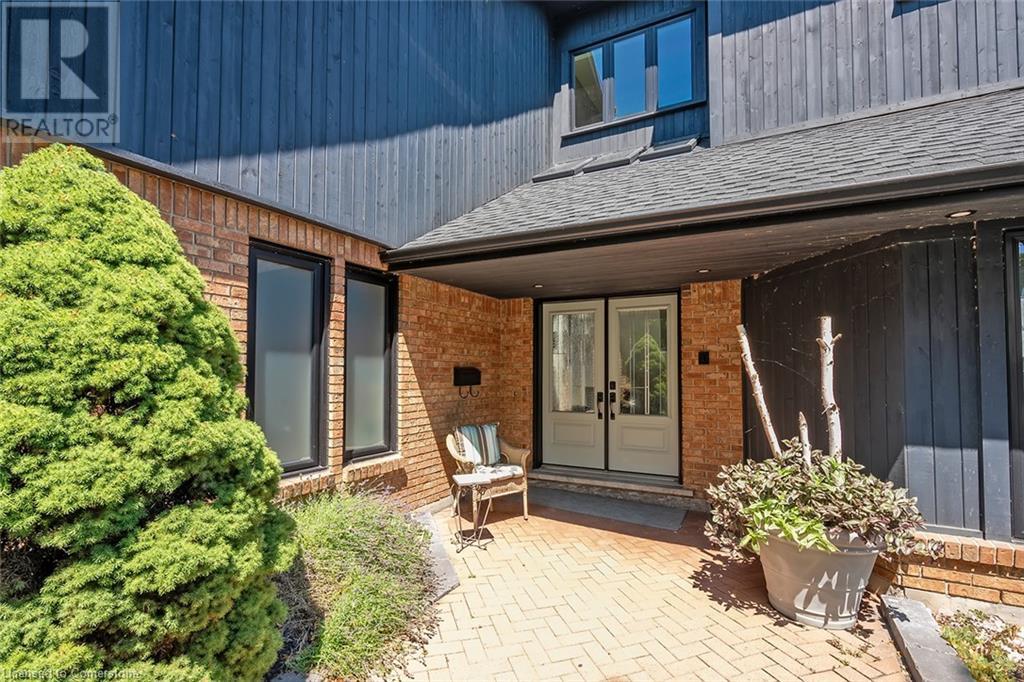 275 ALEXANDER Court