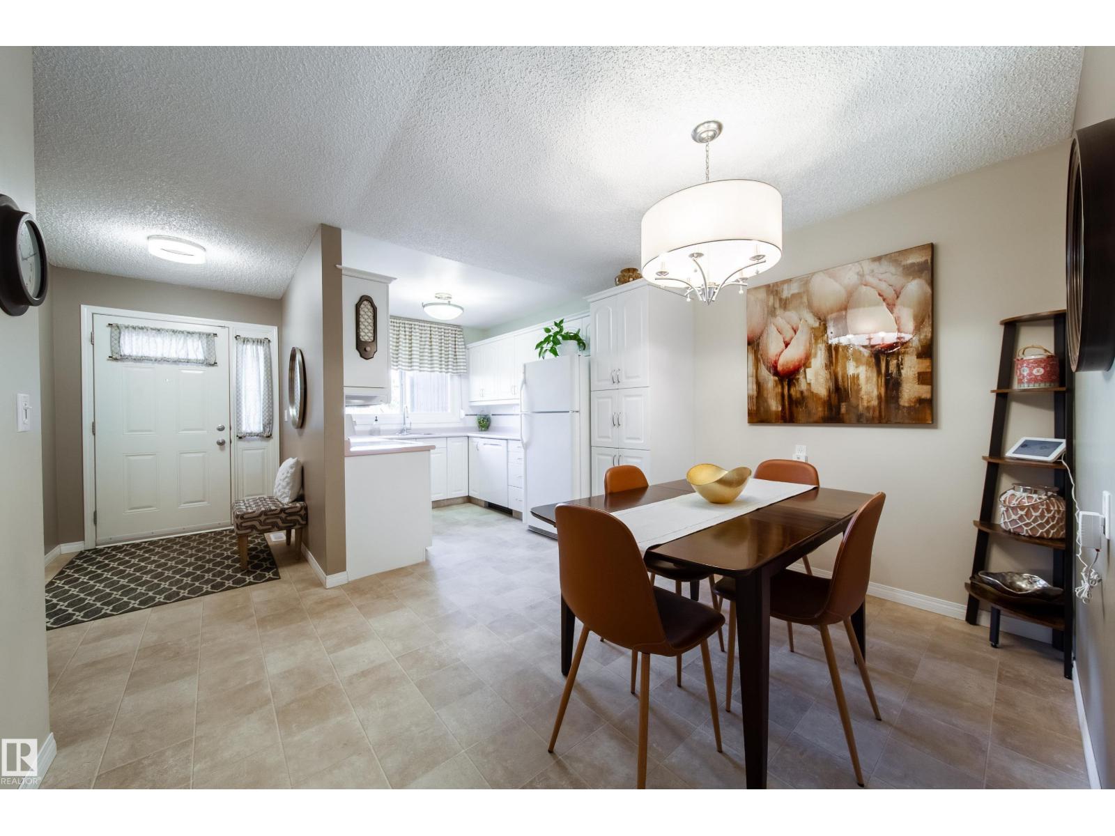 #109 16725 106 ST NW