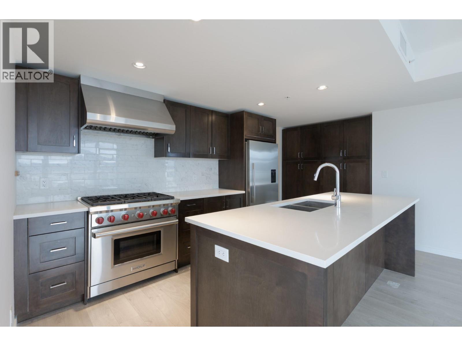 485 Groves Avenue Unit# 406