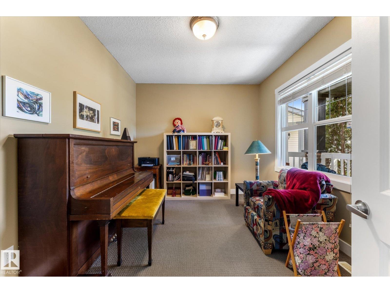 488 MACEWAN RD SW