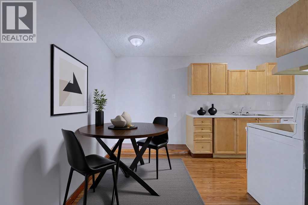 105, 659 4 Avenue NE