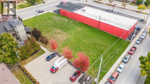 1181 OUELLETTE AVENUE Windsor ON N9A4K1