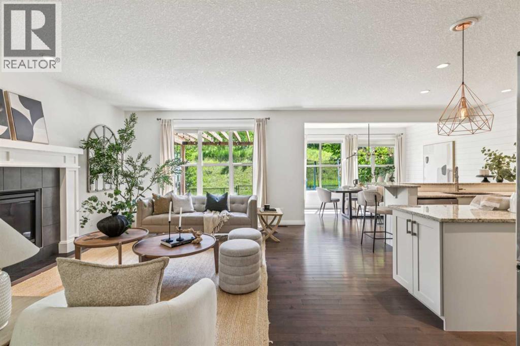 81 Riviera Crescent