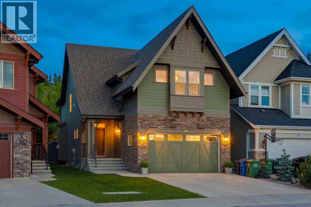 81 Riviera Crescent