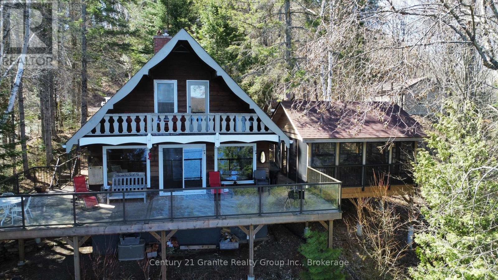 1038 BROKEN PADDLE ROAD