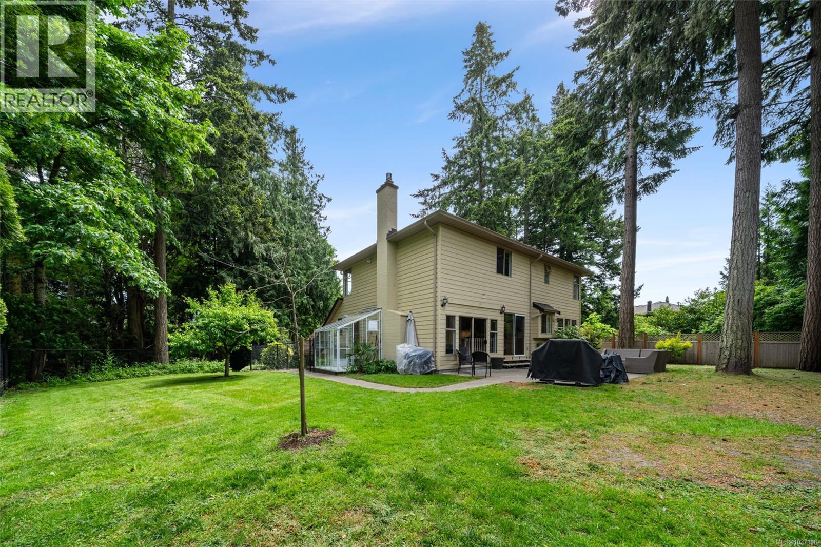 866 CAMBRIA WOOD Crt