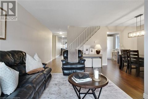 36 HAYHURST Road Unit# 354 Brantford ON N3R6Y9