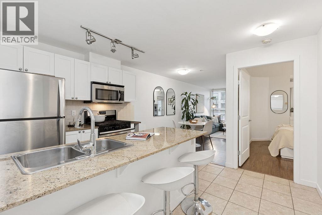 306 2636 E HASTINGS STREET