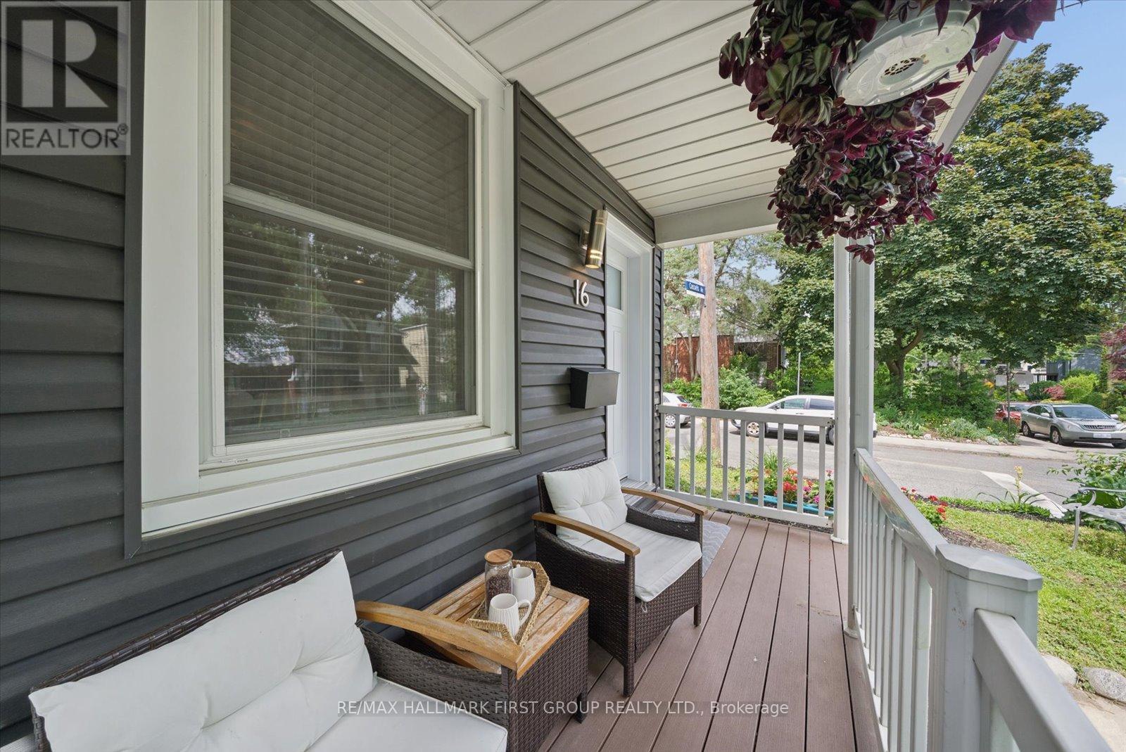 16 CASSELS AVENUE