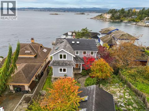 404 Constance Ave Esquimalt BC V9A6N3