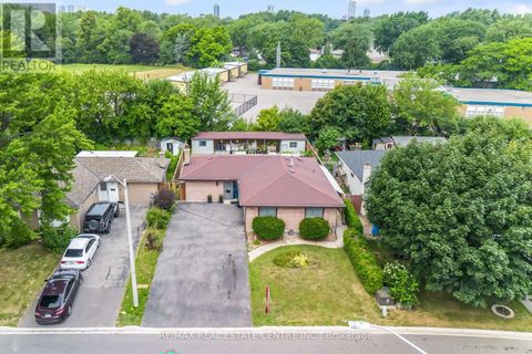 9 WATSON CRESCENT Brampton (Brampton East) ON L6W1E5