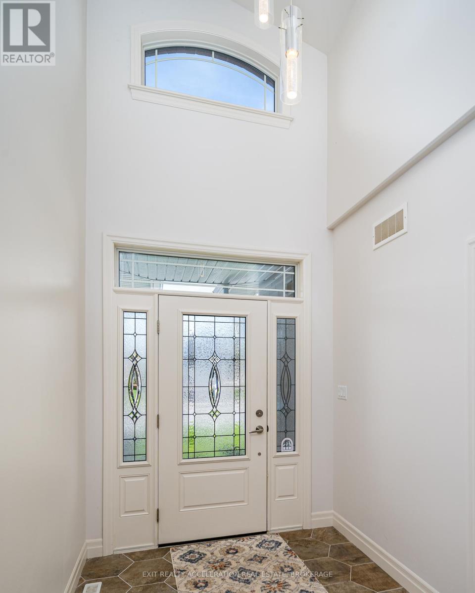 10 BRIARWOOD CRESCENT