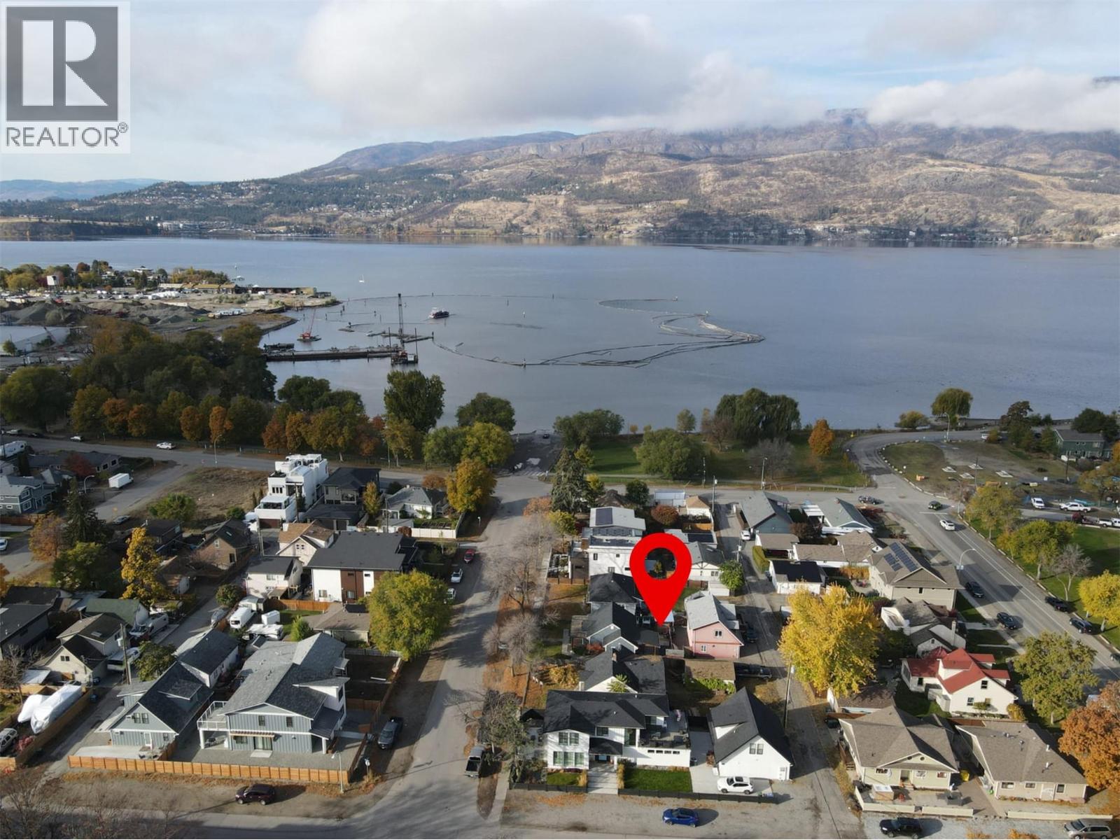 558-560 Cambridge Avenue