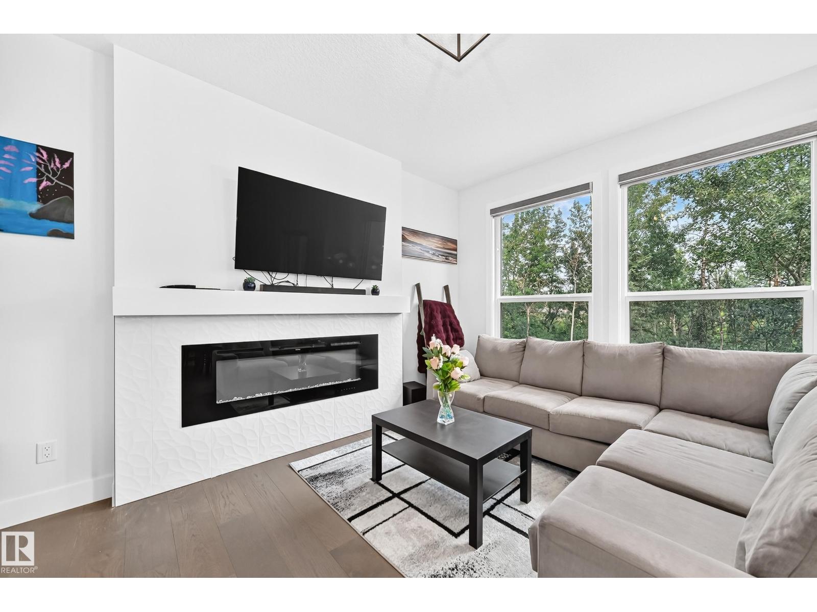 22270 99A AV NW