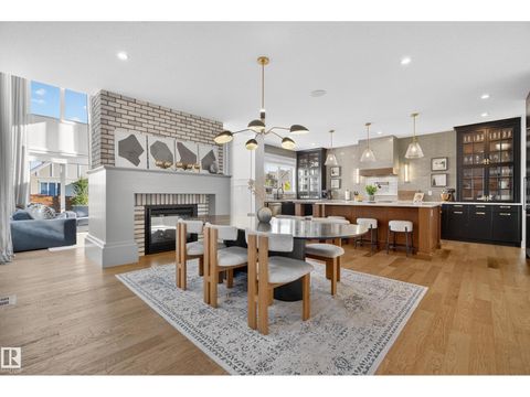 7 JUBILATION DR St. Albert AB T8N7S3