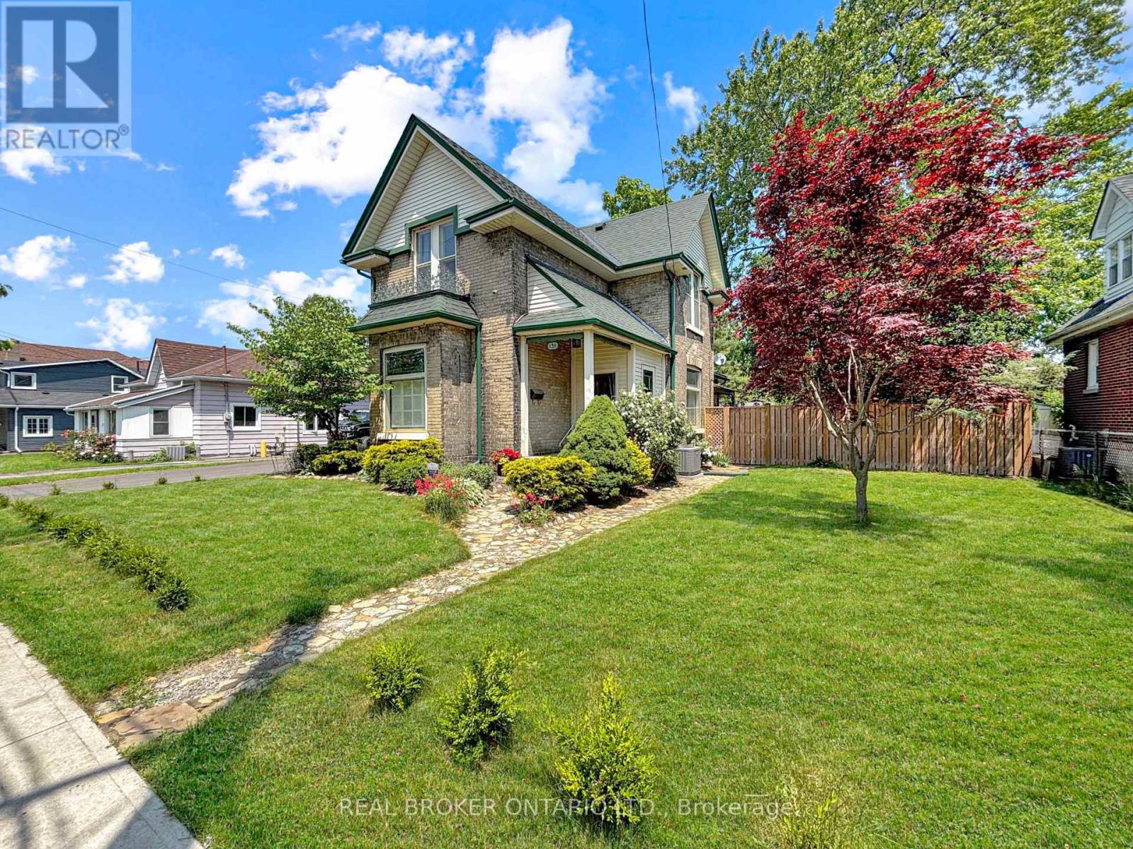 131 TERRACE HILL STREET