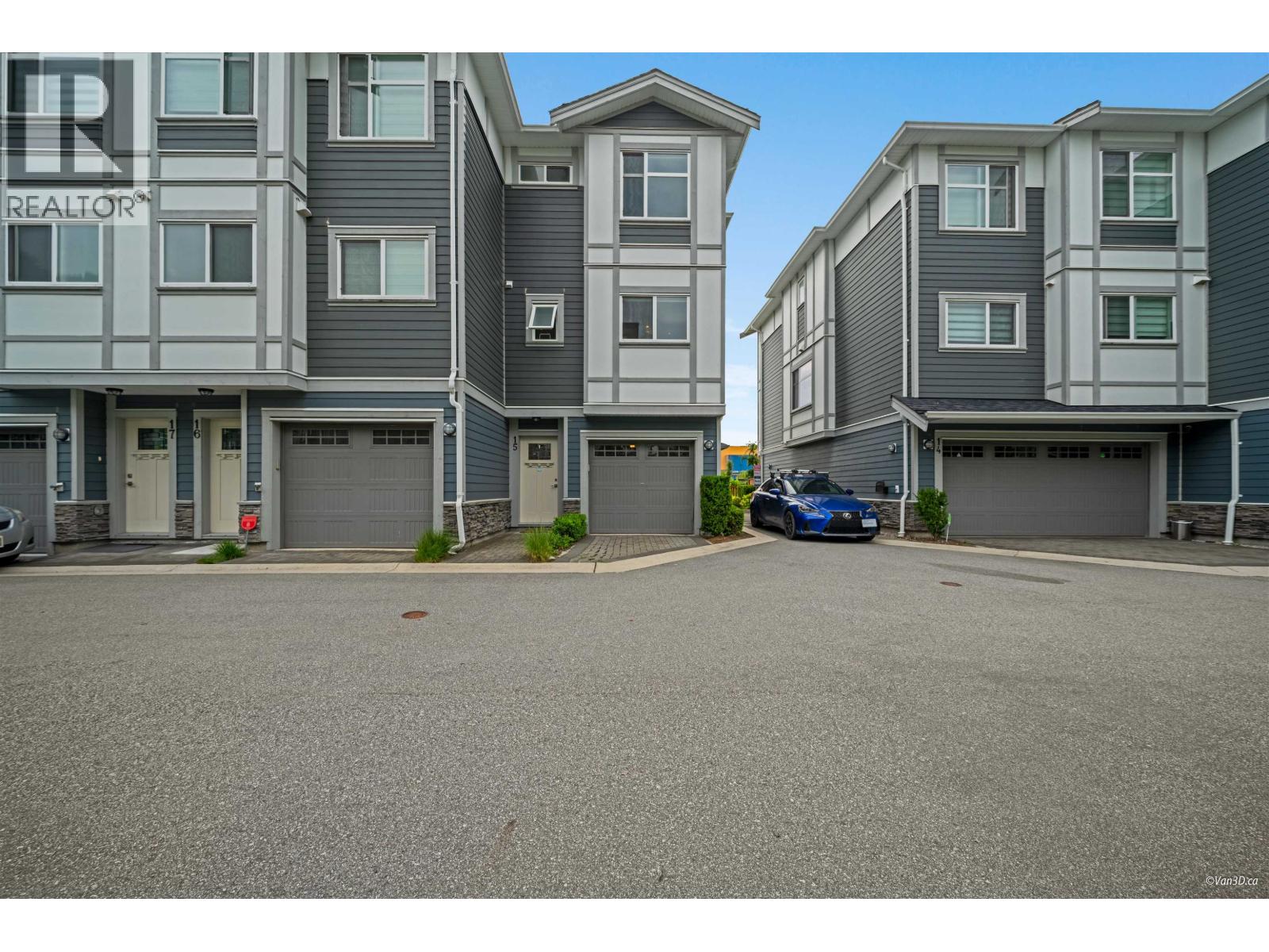 15 9560 ALEXANDRA ROAD