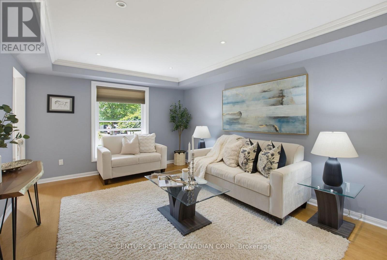 8 MEREDINE CRESCENT E