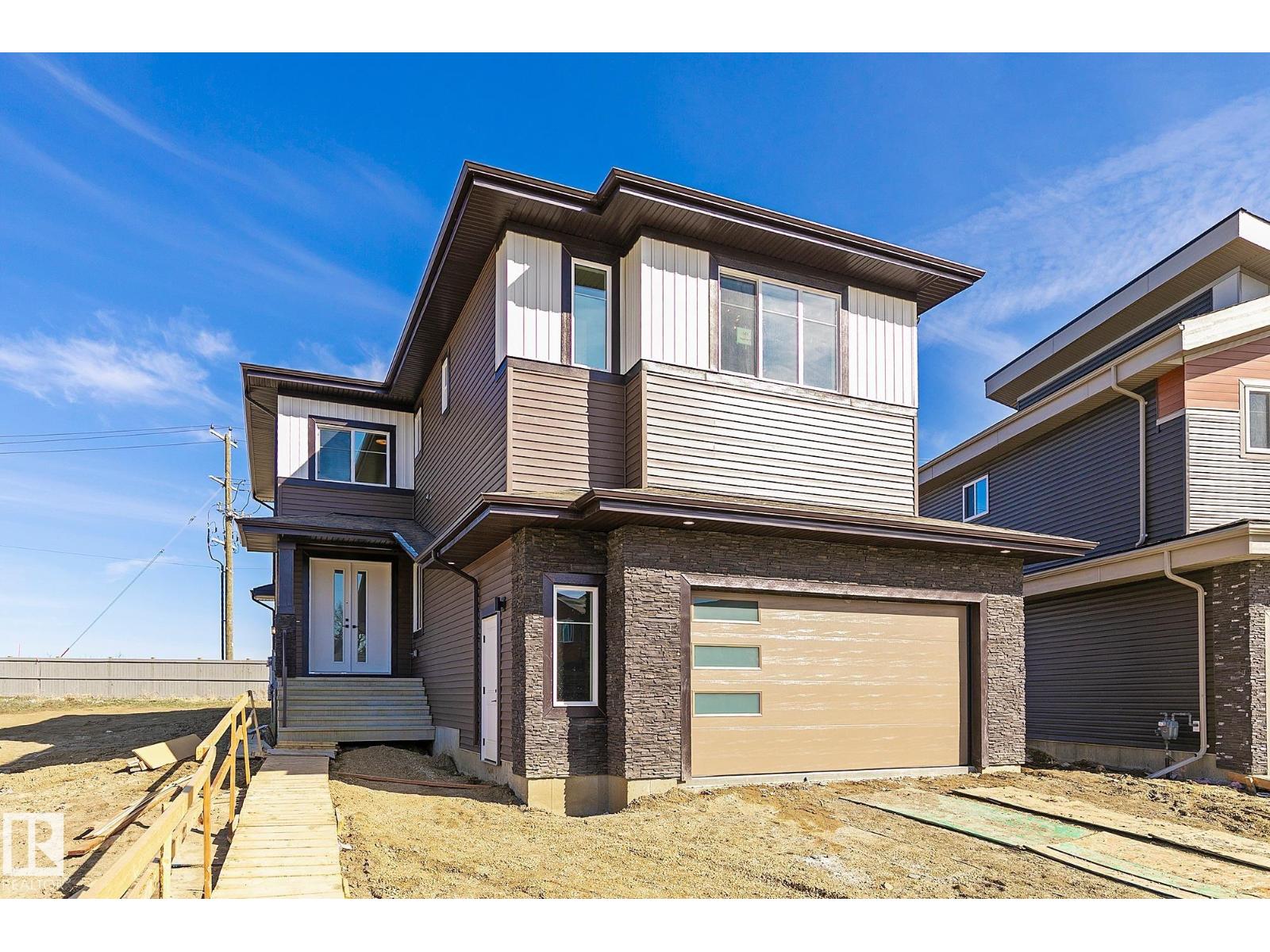 161 Graybriar DR