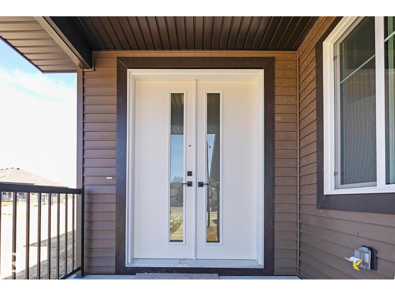 161 Graybriar DR