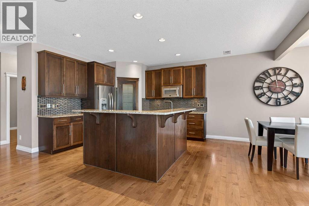 159 Sherwood Crescent NW
