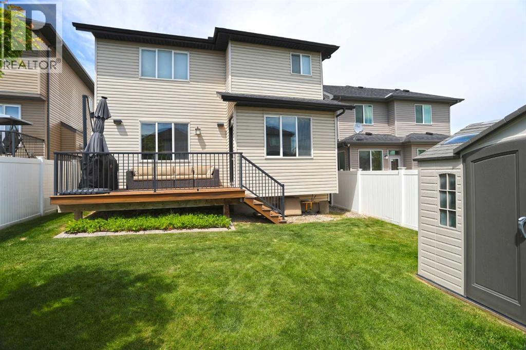 159 Sherwood Crescent NW