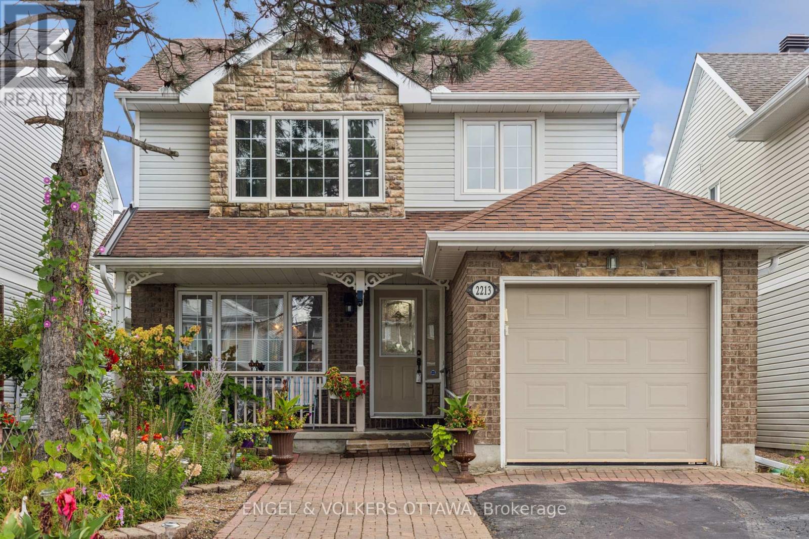 2213 NOBLEWOOD WAY