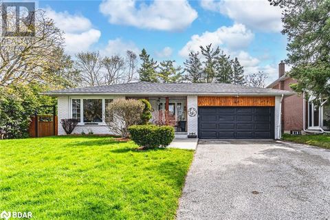 47 MARSHALL Street Barrie ON L4N3S6
