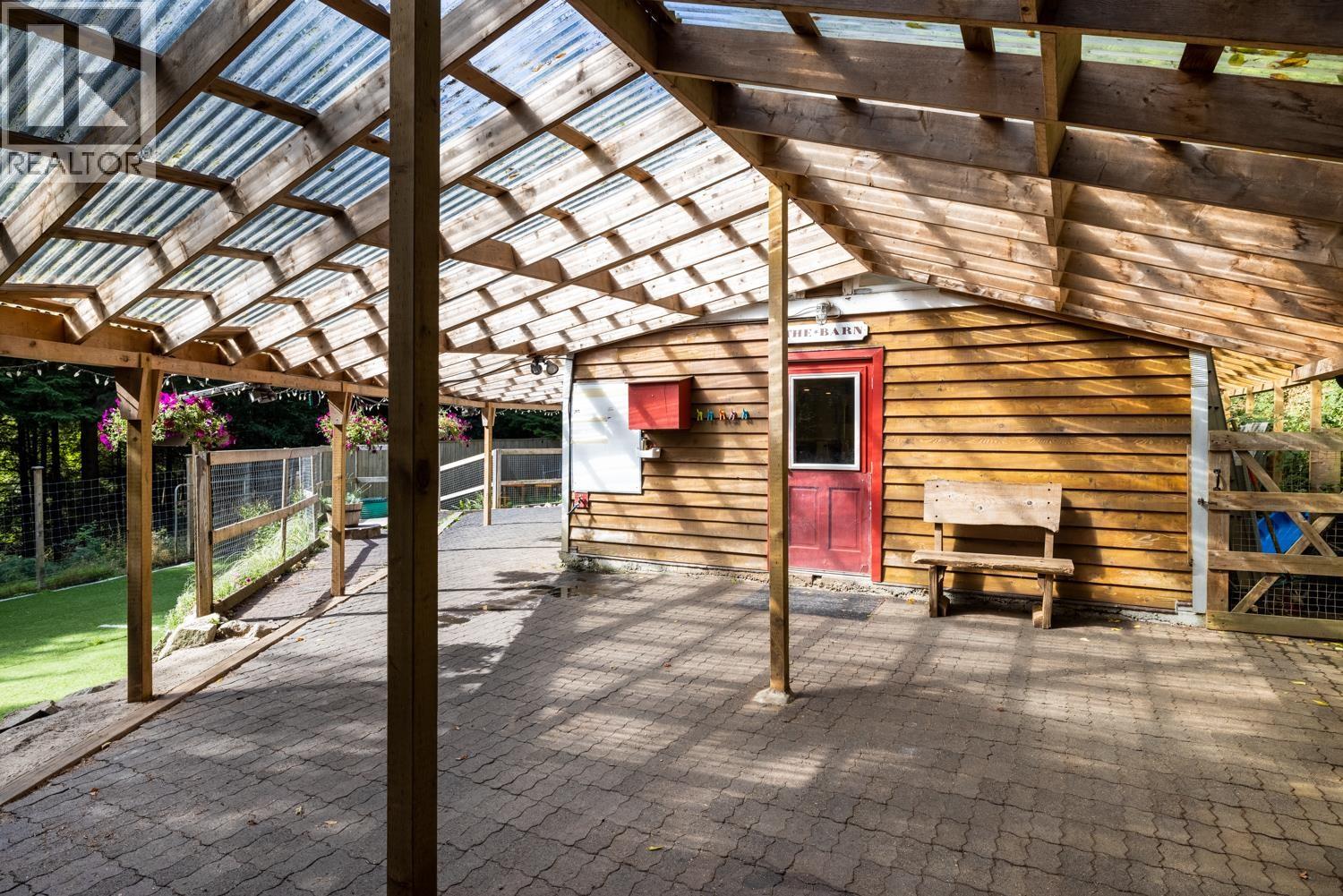 1302 ADAMS ROAD